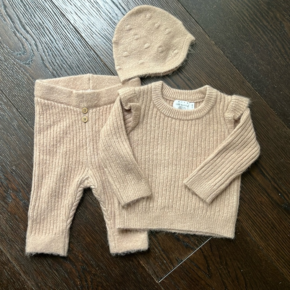 Rise little earthling baby sweater set